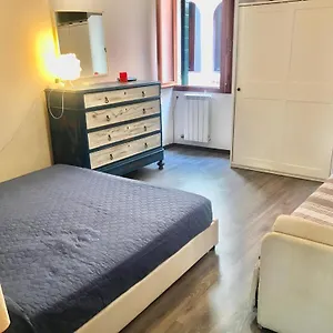 https://la-loge-de-la-biennale.hotelslidodijesolo.com