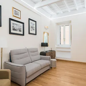 https://lupa-luxury-apartment.it-romehotels.com